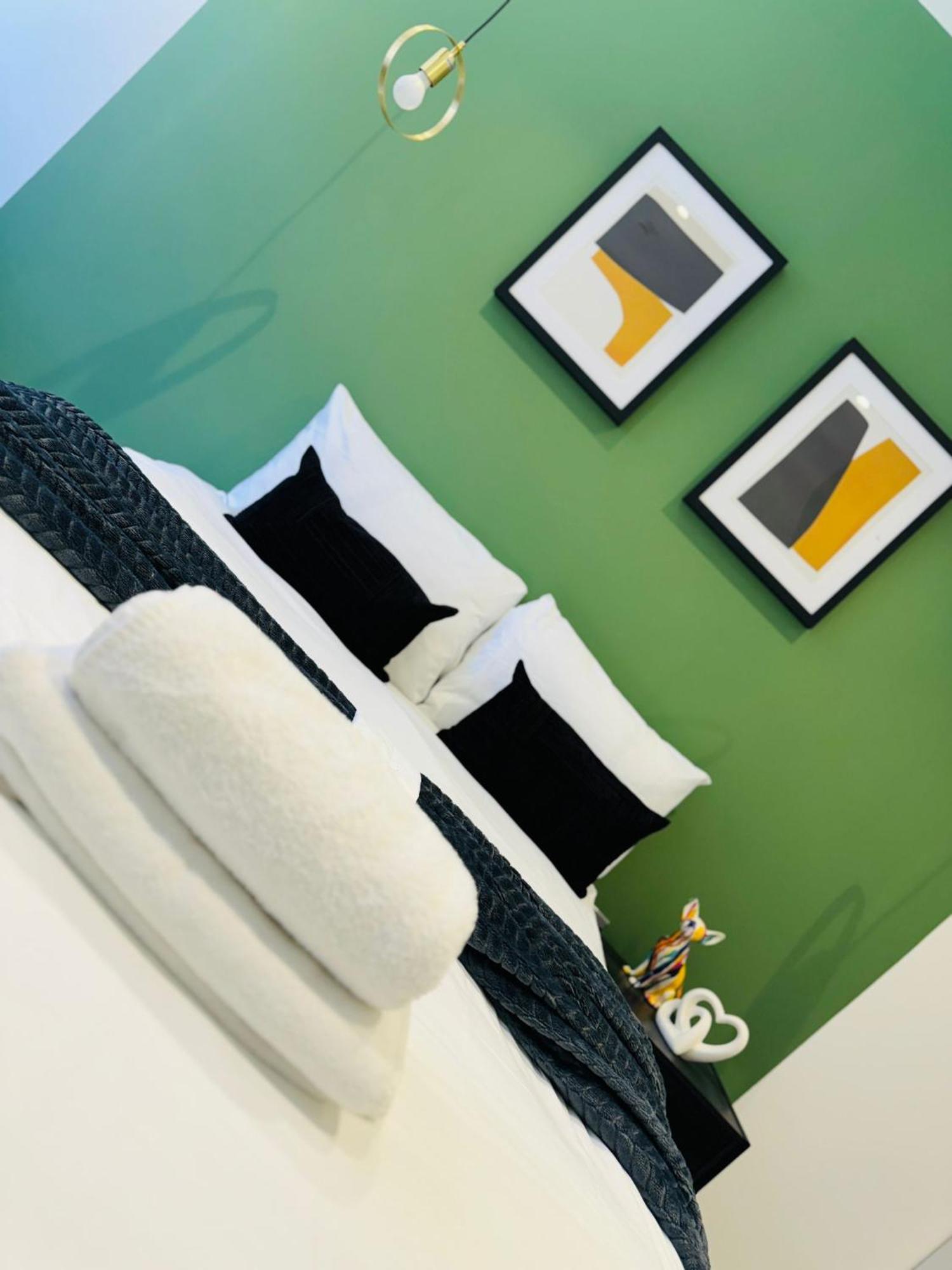 Luxury Central London Flats, Ideal For Tourists Екстериор снимка